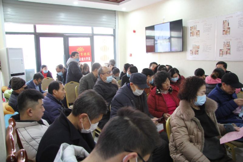 人山人海，瘋狂搶購(gòu)丨直擊龍港·育德園開盤火爆現(xiàn)場(chǎng)！